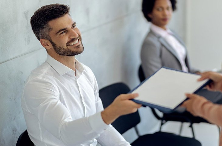 Read more about the article Eight tips for leadership recruitment unlocking success